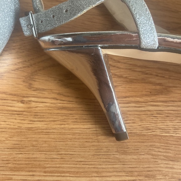 Silver Mia Pumps 6M - Picture 6 of 6